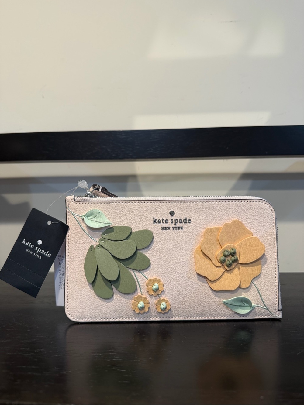 Kate Spade Lucy Floral Applique Medium L-Zip Wristlet Fresh Peach Multi - Picture 4 of 12